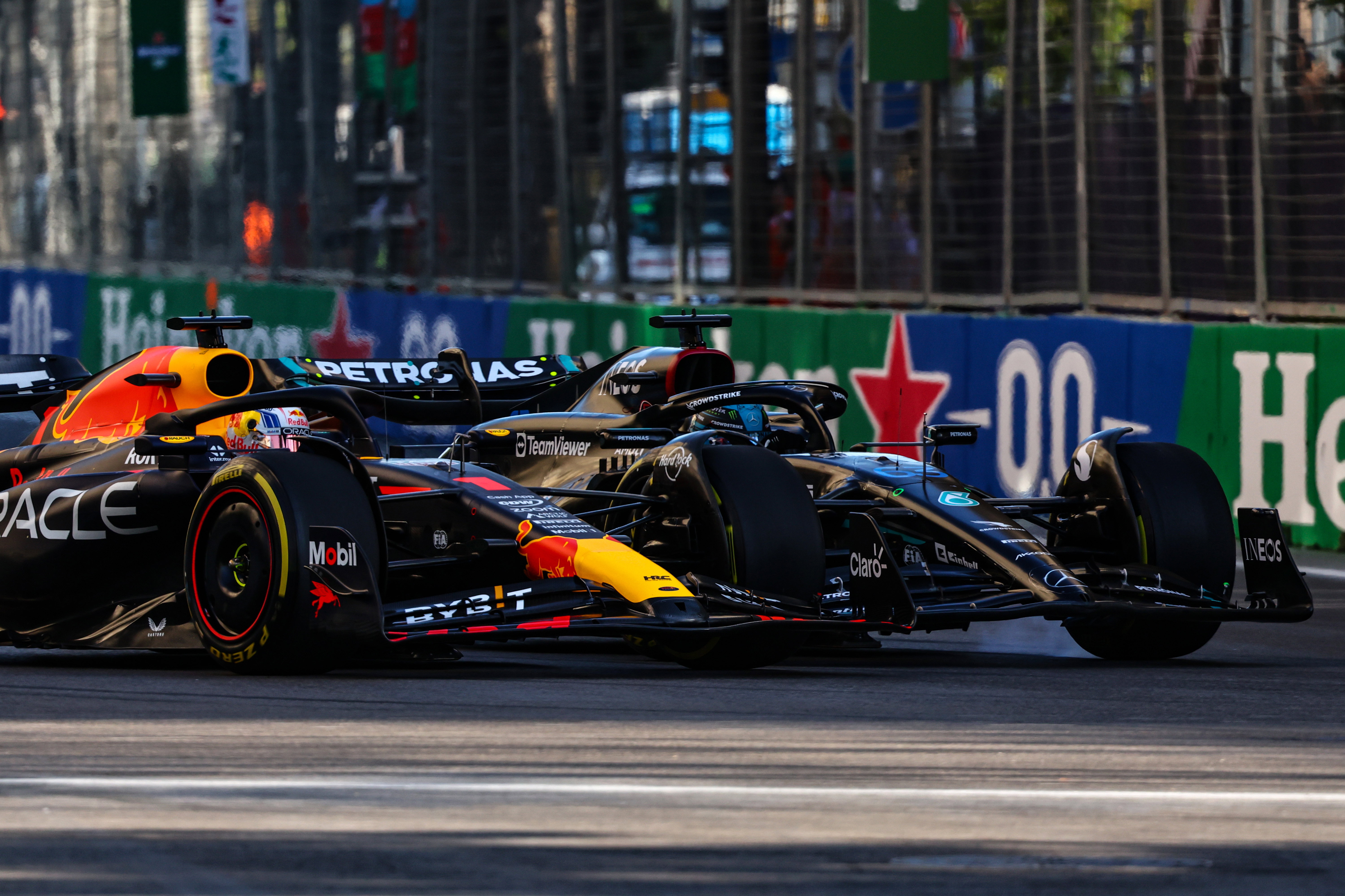 Verstappen Russell Baku Sprint