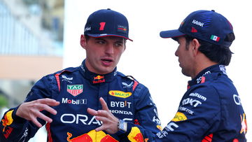 Video: Hilarische Verstappen en Perez imiteren F1-collega's: "I'm stupid, I'm stupid"