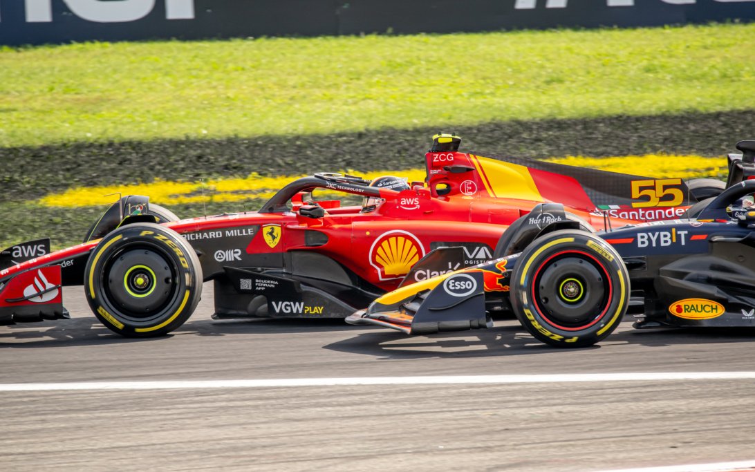 Sainz Verstappen Monza