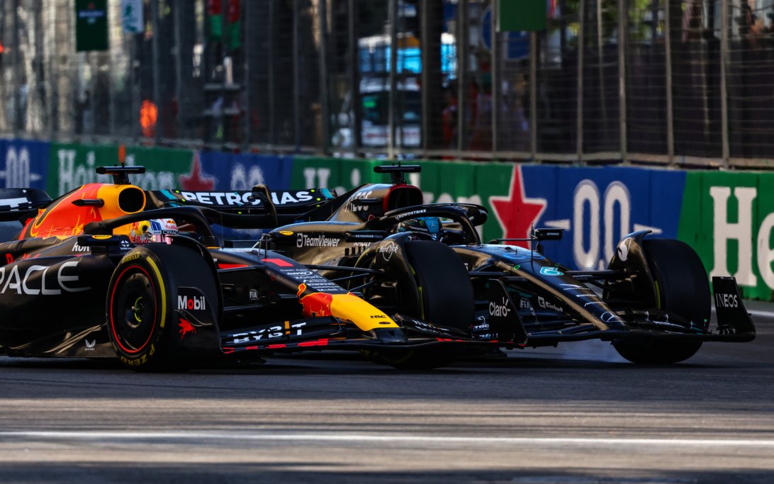 Verstappen Russell Azerbaijan