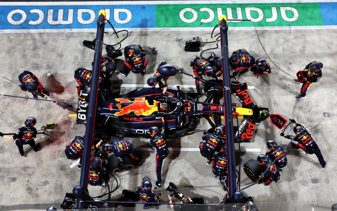 Verstappen pitstop Qatar