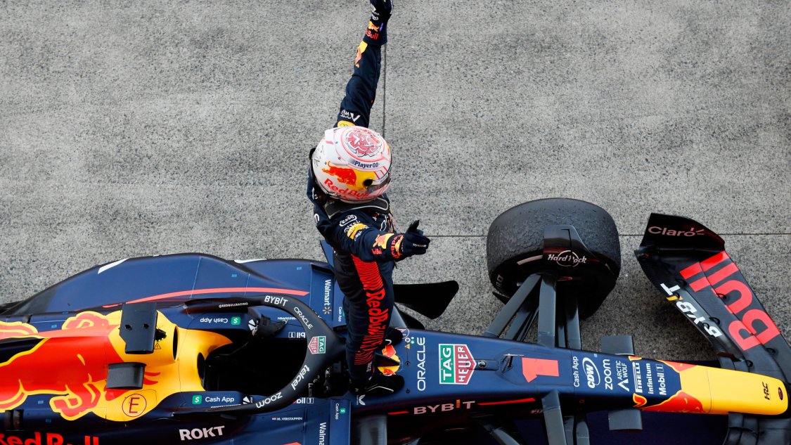 How can Max Verstappen win his third F1 title in Qatar