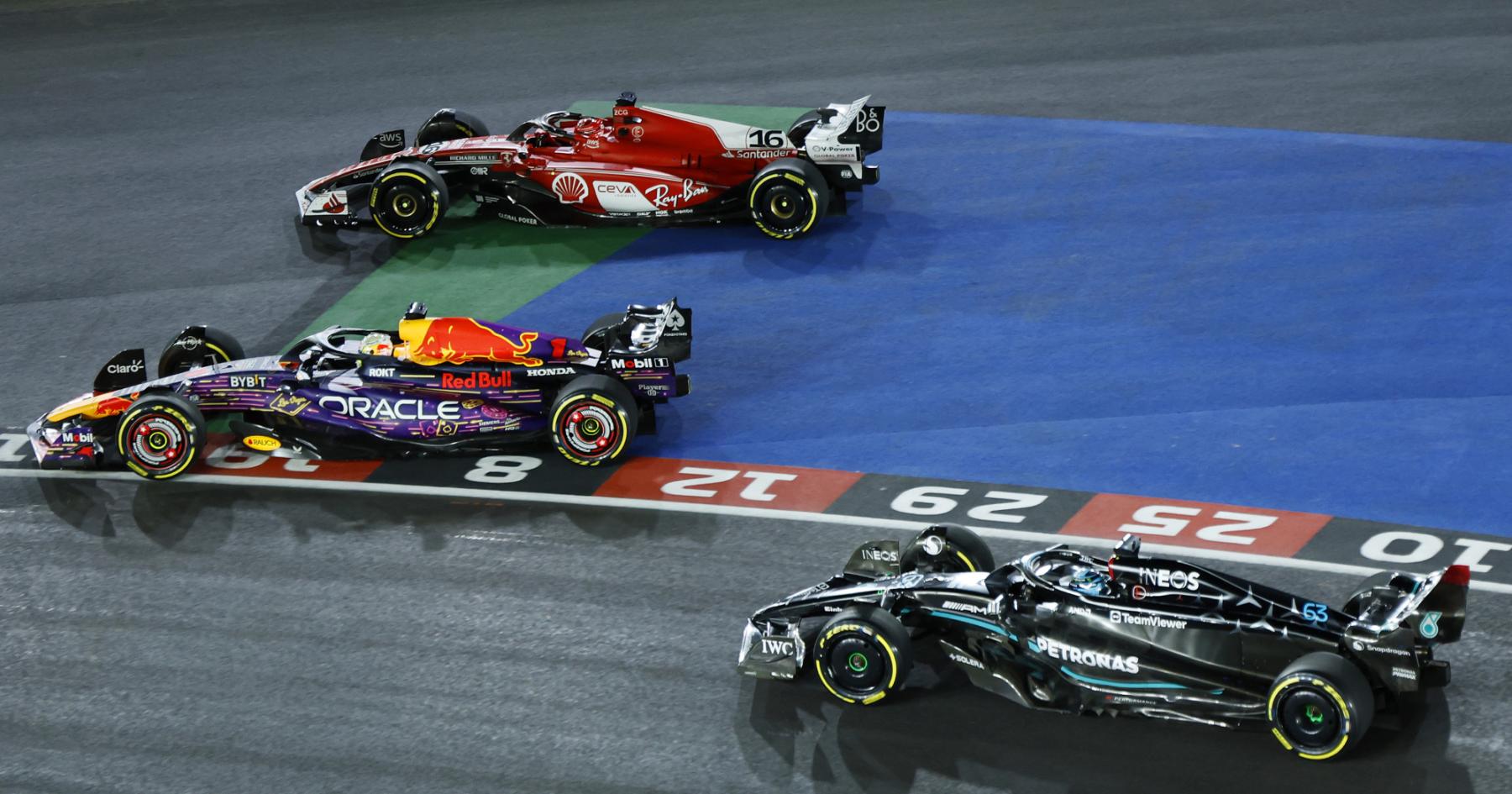 F1 live updates & timing Las Vegas GP race news RacingNews365