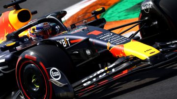 Verstappen nipt afgetroefd in derde training GP Italië