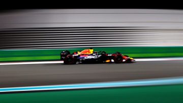 Verstappen secures pole ahead of Leclerc for Abu Dhabi