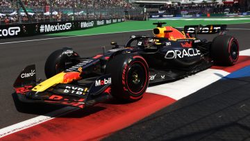 Verstappen houdt Albon nipt achter zich tijdens derde training GP Mexico