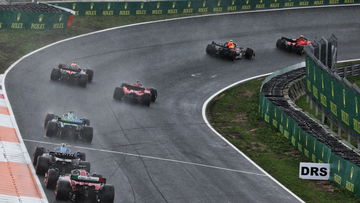 Video: Totale CHAOS tijdens F1-race Zandvoort na moessonregen