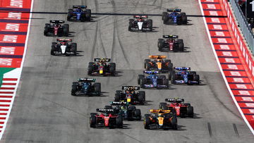 Nieuwe WK-stand na dubbele diskwalificatie: Perez en Ferrari profiteren van Hamilton-malaise