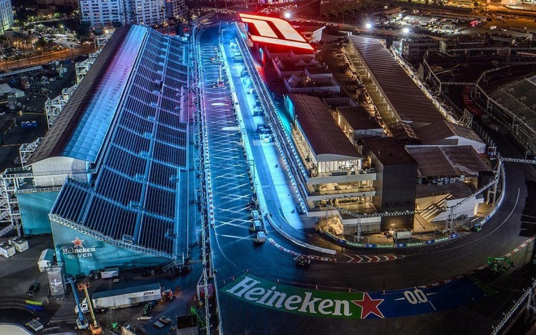 Las Vegas pit building