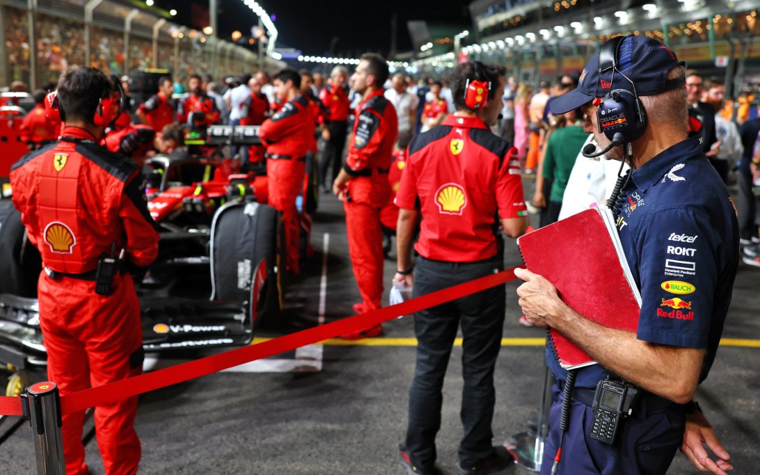 Newey looking at Ferrari, Singapore
