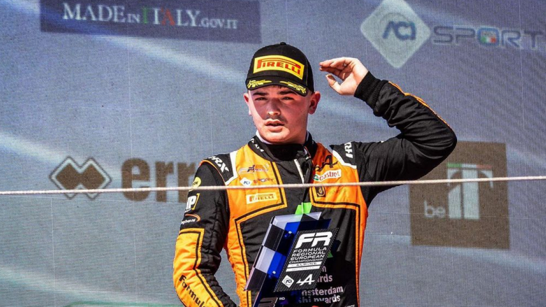 Nederlandse coureur Dilano van 't Hoff (18) overleden na crash op SpaFrancorchamps RacingNews365 Nederlandse coureur Dilano van 't Hoff (18) overleden na crash op SpaFrancorchamps RacingNews365