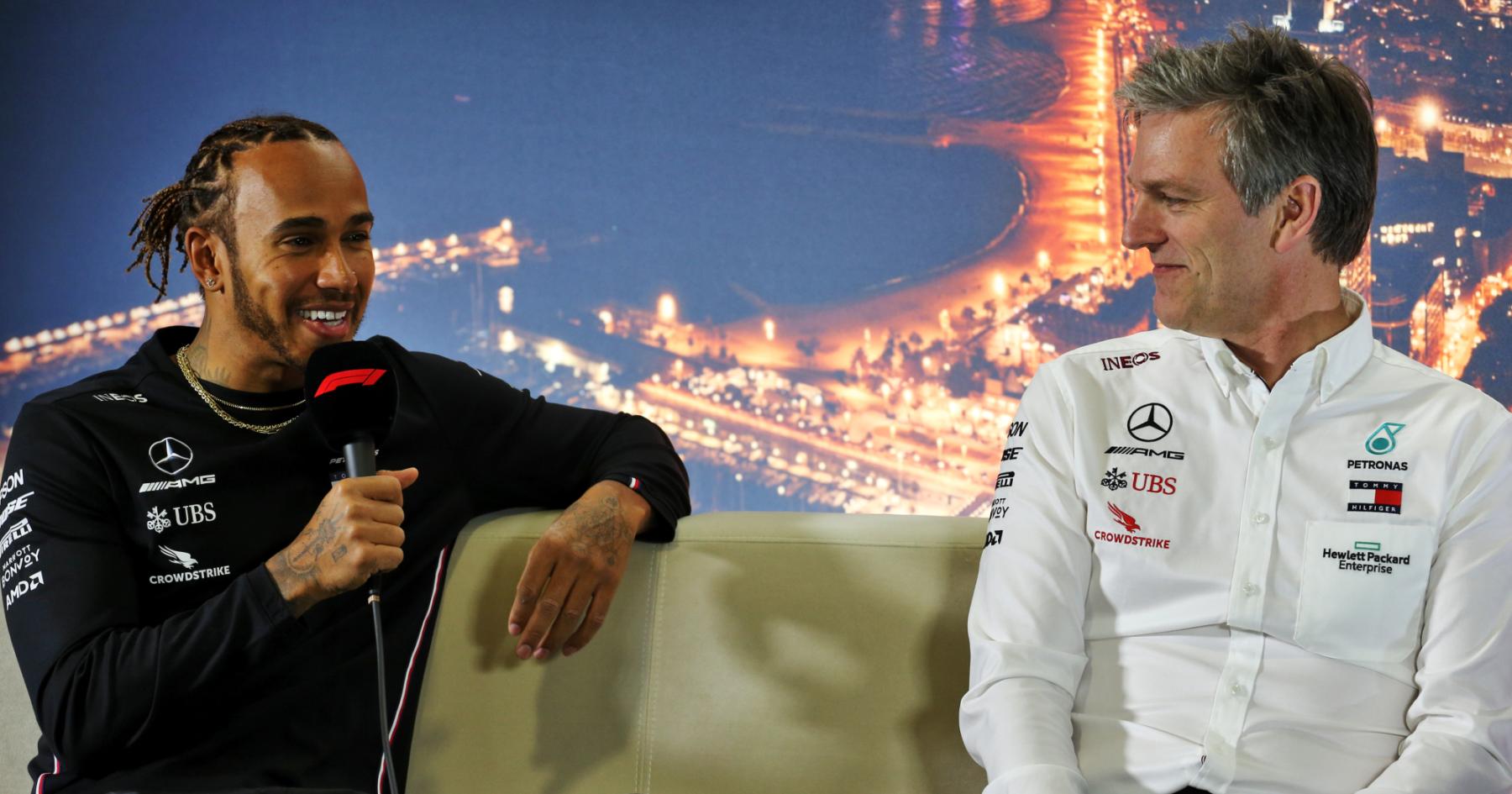 Mercedes' latest deal puts Hamilton in pole to make F1 history ...