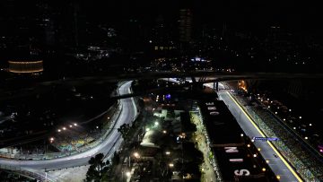 What time does the 2023 F1 Singapore Grand Prix start today?
