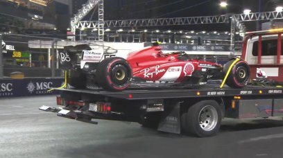 Sainz exit FP1 Las Vegas screenshot