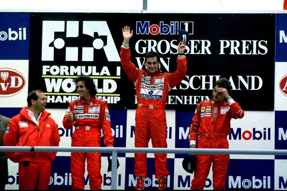 Ayrton Senna en Alain Prost op een Formule 1-podium in 1988.