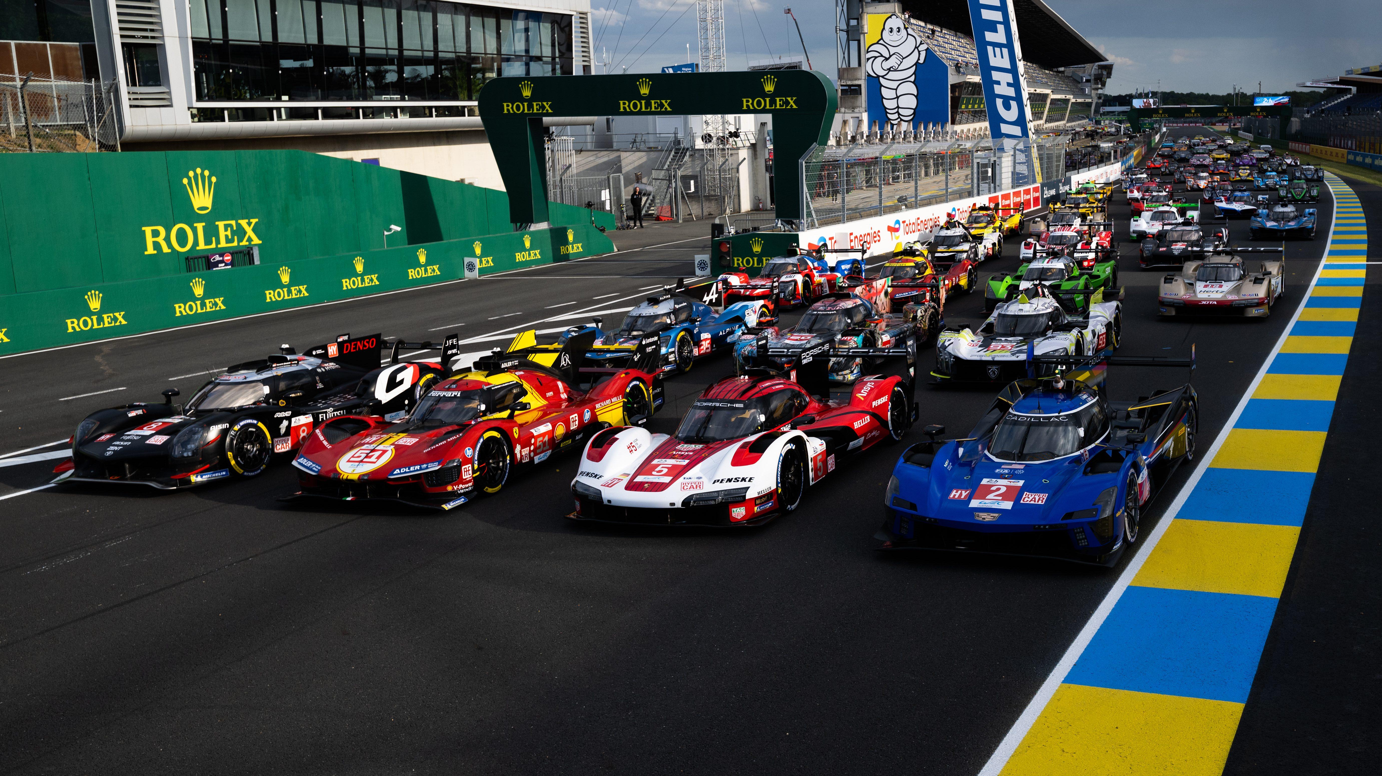 Le Mans full grid
