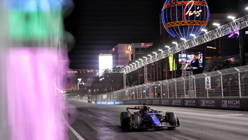 Albon zorgt voor eerste rode vlag in Las Vegas