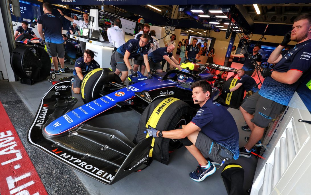 Albon Qualifying Baku