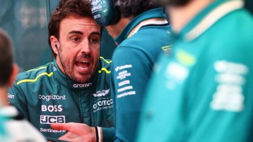 Aston Martin facing 'nice challenge' in tight midfield - Alonso