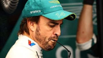 Alonso coy over Aston Martin as F1 slump worsens