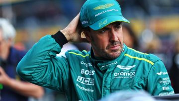 Alonso deelt bijzondere voorspelling voor aankomende F1-races
