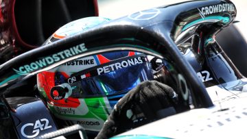 Mercedes baalt van crash Antonelli: "We gaan met hem praten"
