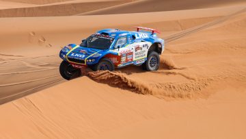 Video: Coronel verliest wederom een wiel tijdens Dakar Rally