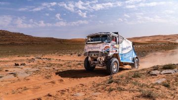 Huzink heeft de smaak te pakken in Dakar Rally, Van den Brink kan tweede plaats vergeten