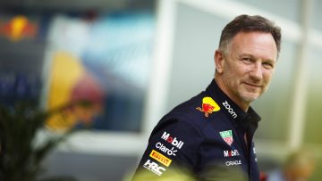 Horner shuts down McLaren's Ricciardo claim