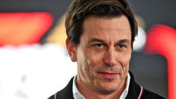 Wolff urges 'galactic' Hamilton to banish 'negative' thoughts