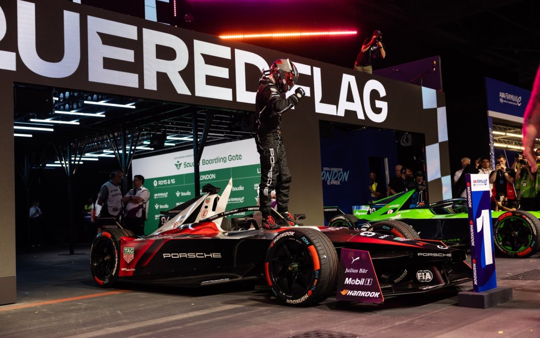 Wehrlein London podium