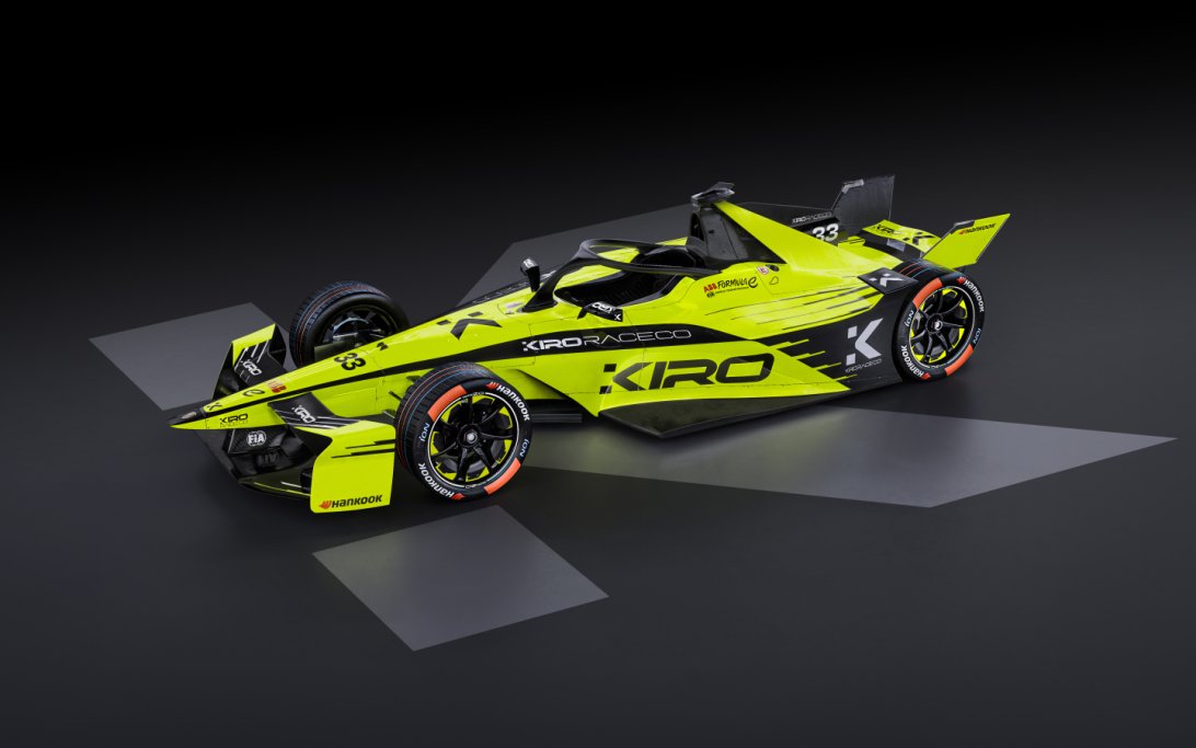 KIRO RACE CO 2025 Front Left High