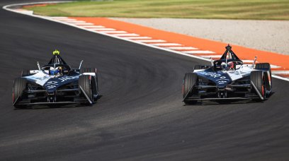 Cassidy and Evans testing Valencia