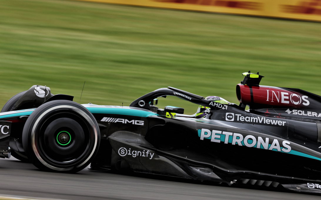 Hamilton FP1 Silverstone