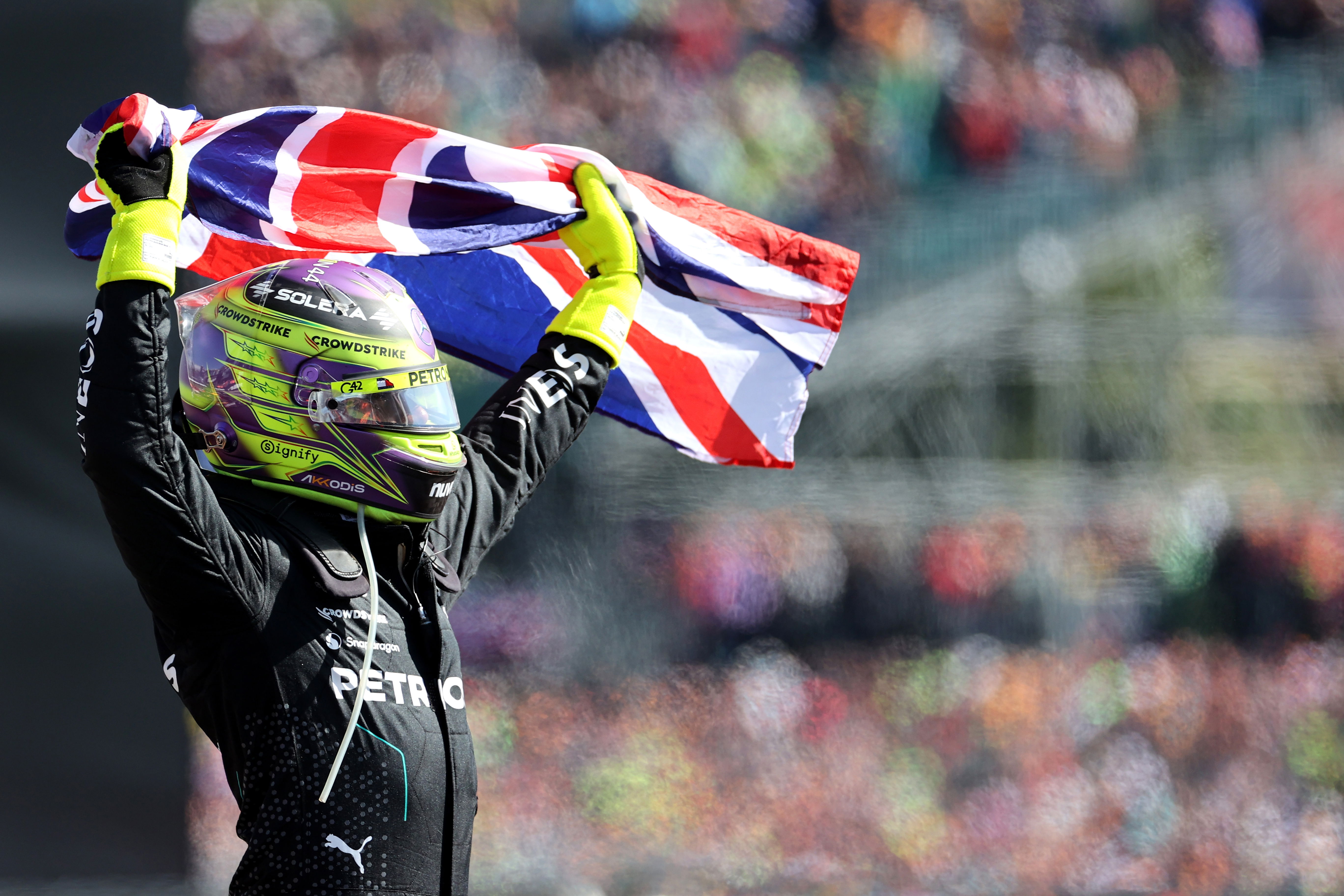 Hamilton race Silverstone