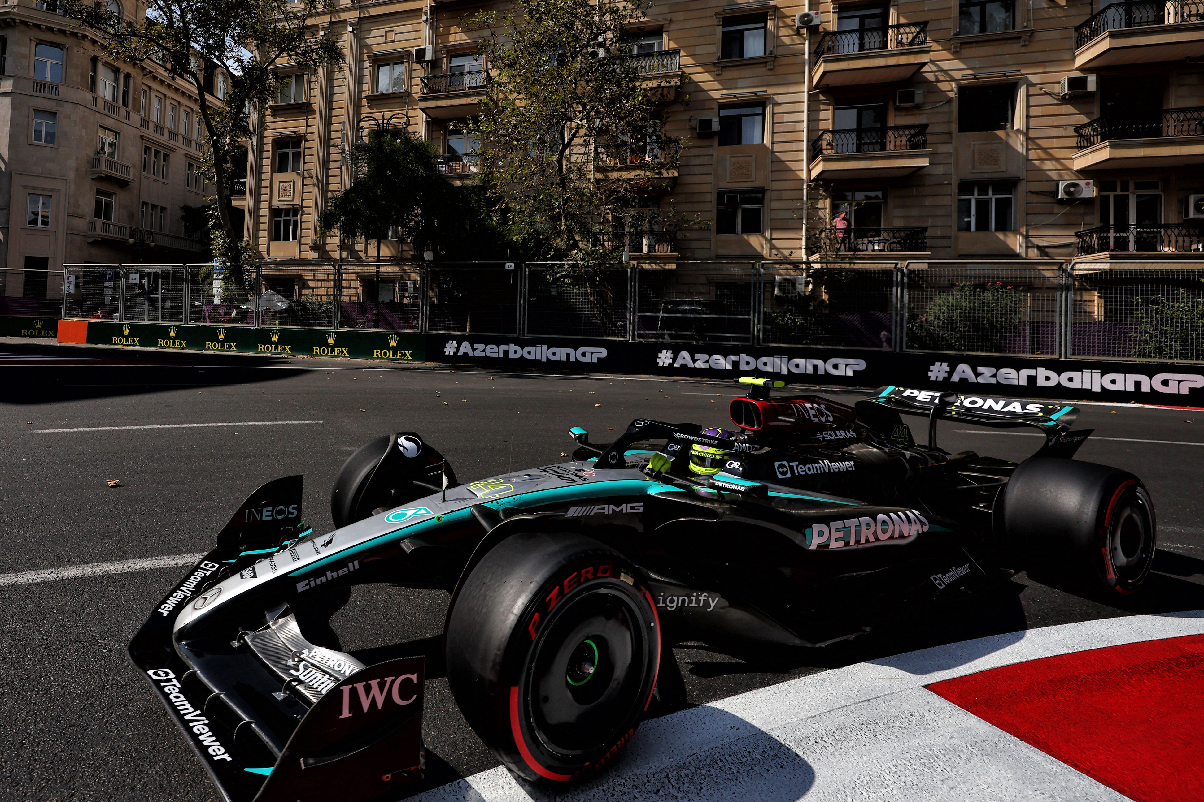 Hamilton FP2 Baku