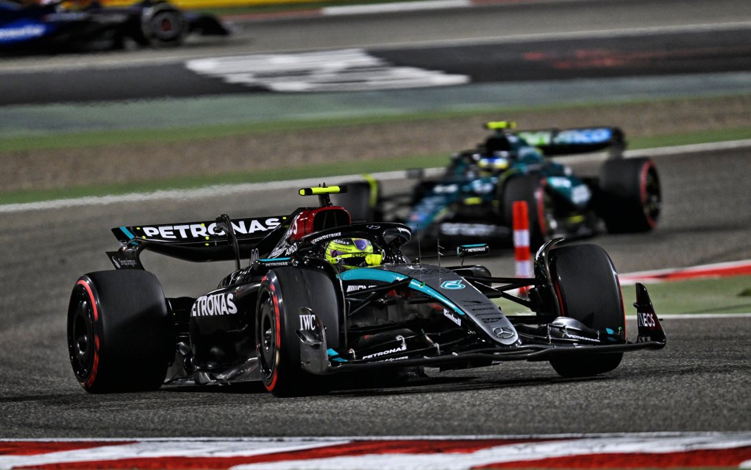 Hamilton Bahrain race