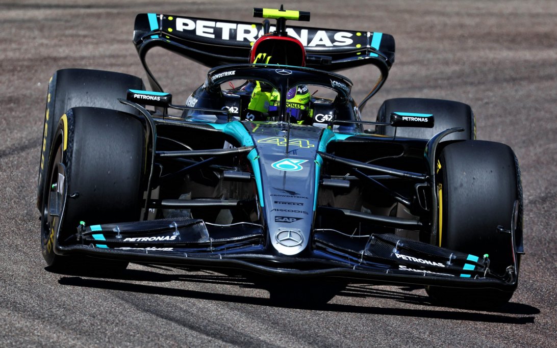 Hamilton Imola FP1