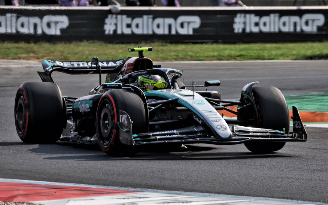 Hamilton Qualifying Italy