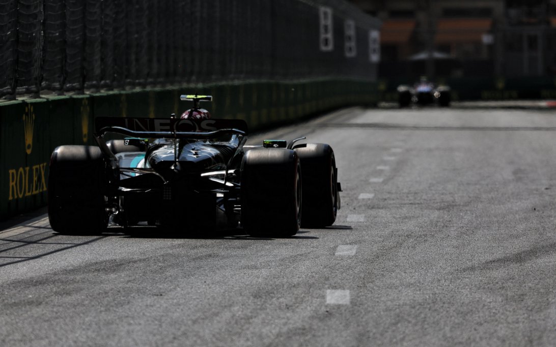 Hamilton FP2 Baku