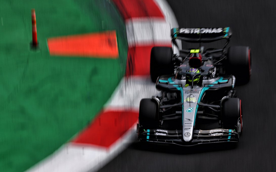 Hamilton qualifying Mexico