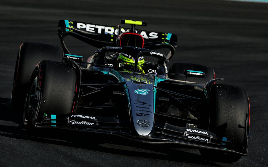 Hamilton Abu Dhabi Qualifying