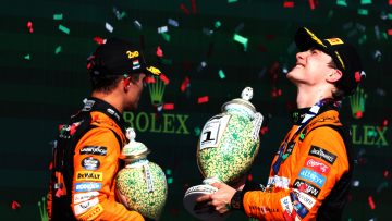 F1 champion provides 'blot on copybook' Norris vs Piastri assessment
