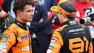 Rosberg verbaast zich over McLaren: "Ze laten de coureurs vechten als gekken!"