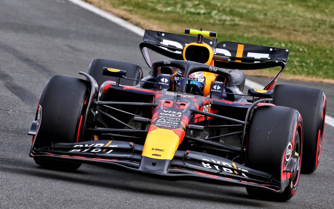 Perez Silverstone FP2