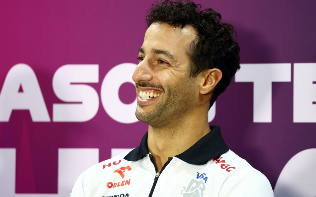 Ricciardo Bahrain pre-season test