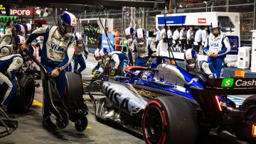 McLaren 'to ask questions' after late-race Ricciardo move