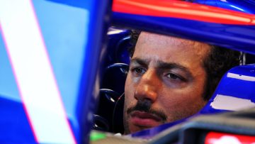 RB doing 'best possible job' to boost Ricciardo form