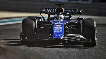 Sainz shines on Williams F1 debut at Abu Dhabi test
