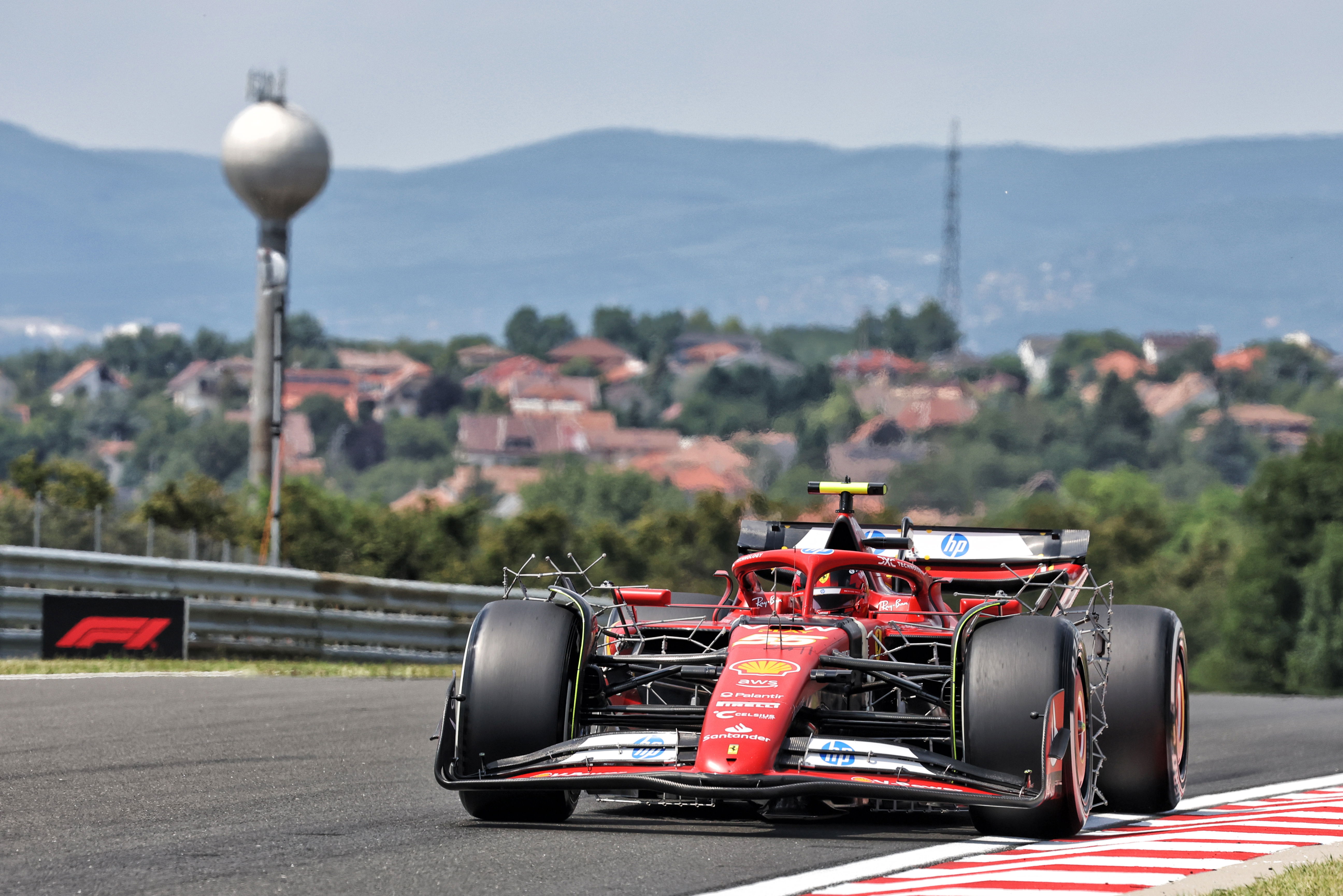 Sainz FP1 Hungary